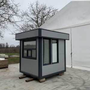 Pawilon z płyt warstwowych