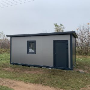 Kontener mieszkalny z płyty warstwowej