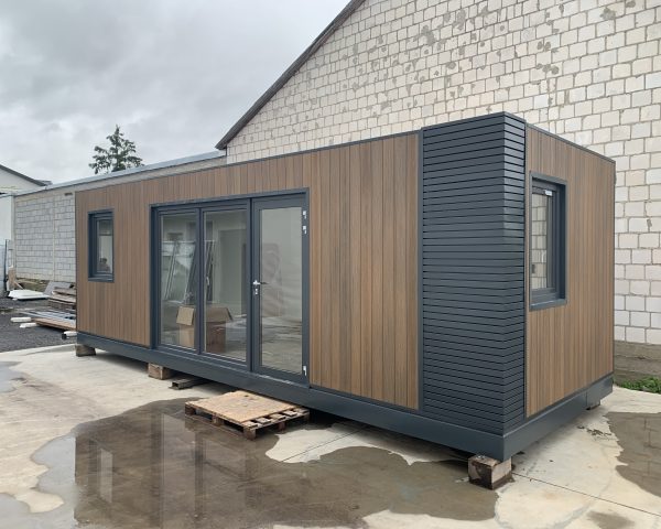 Domek letniskowy z płyty warstwowej