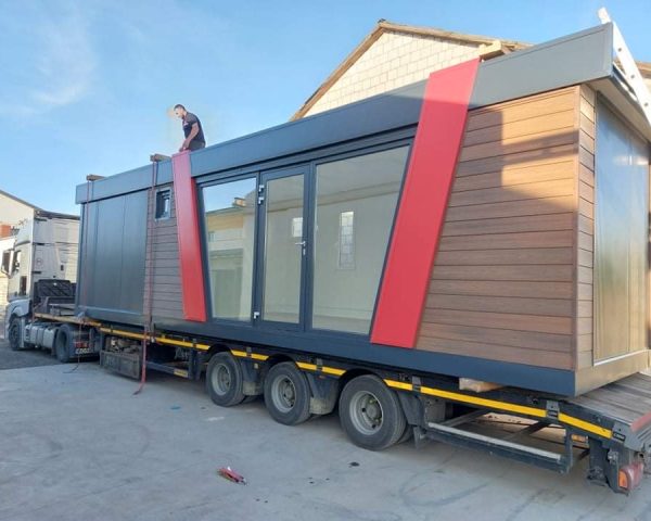 Pawilon z płyty warstwowej