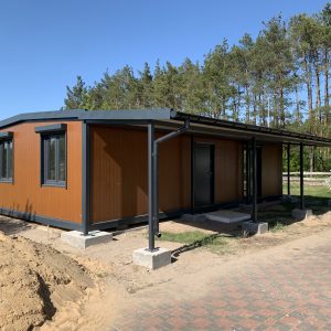 Pawilon mieszkalny z płyty warstwowej